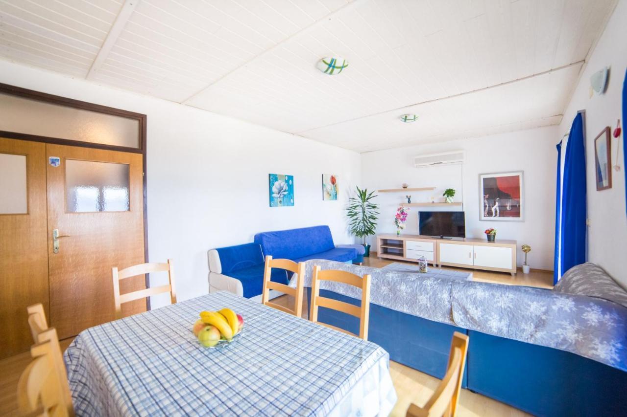 Apartment Jadranka Brist Εξωτερικό φωτογραφία