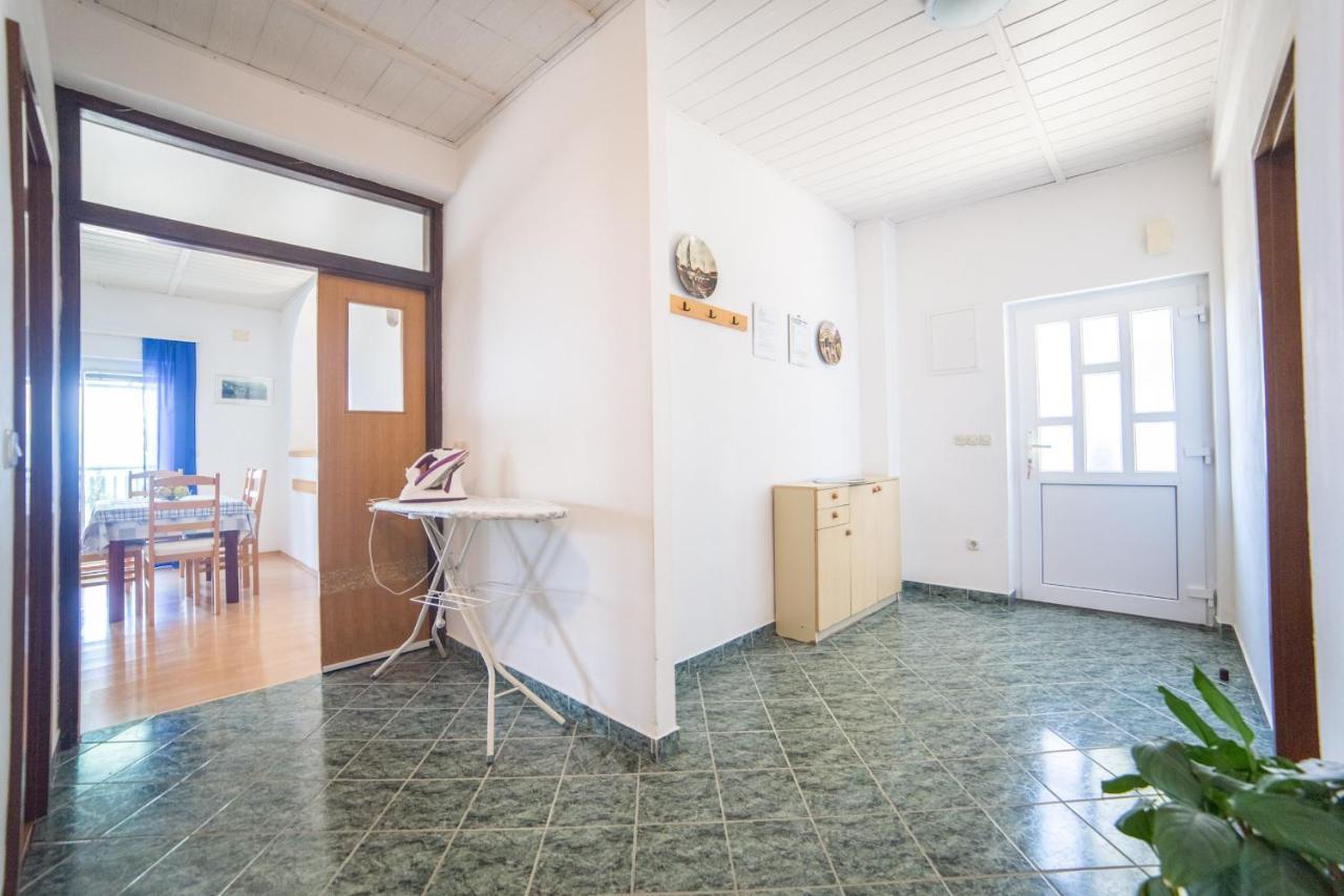 Apartment Jadranka Brist Εξωτερικό φωτογραφία