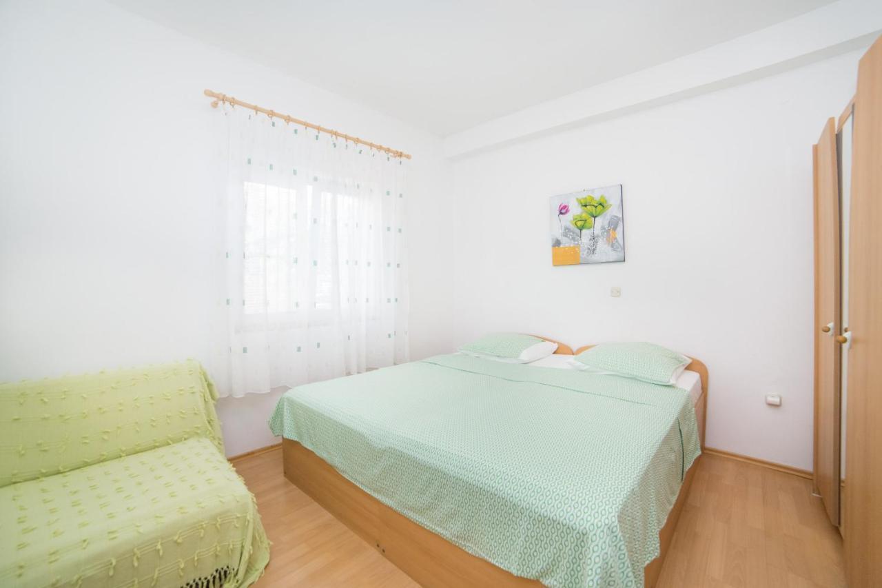 Apartment Jadranka Brist Εξωτερικό φωτογραφία